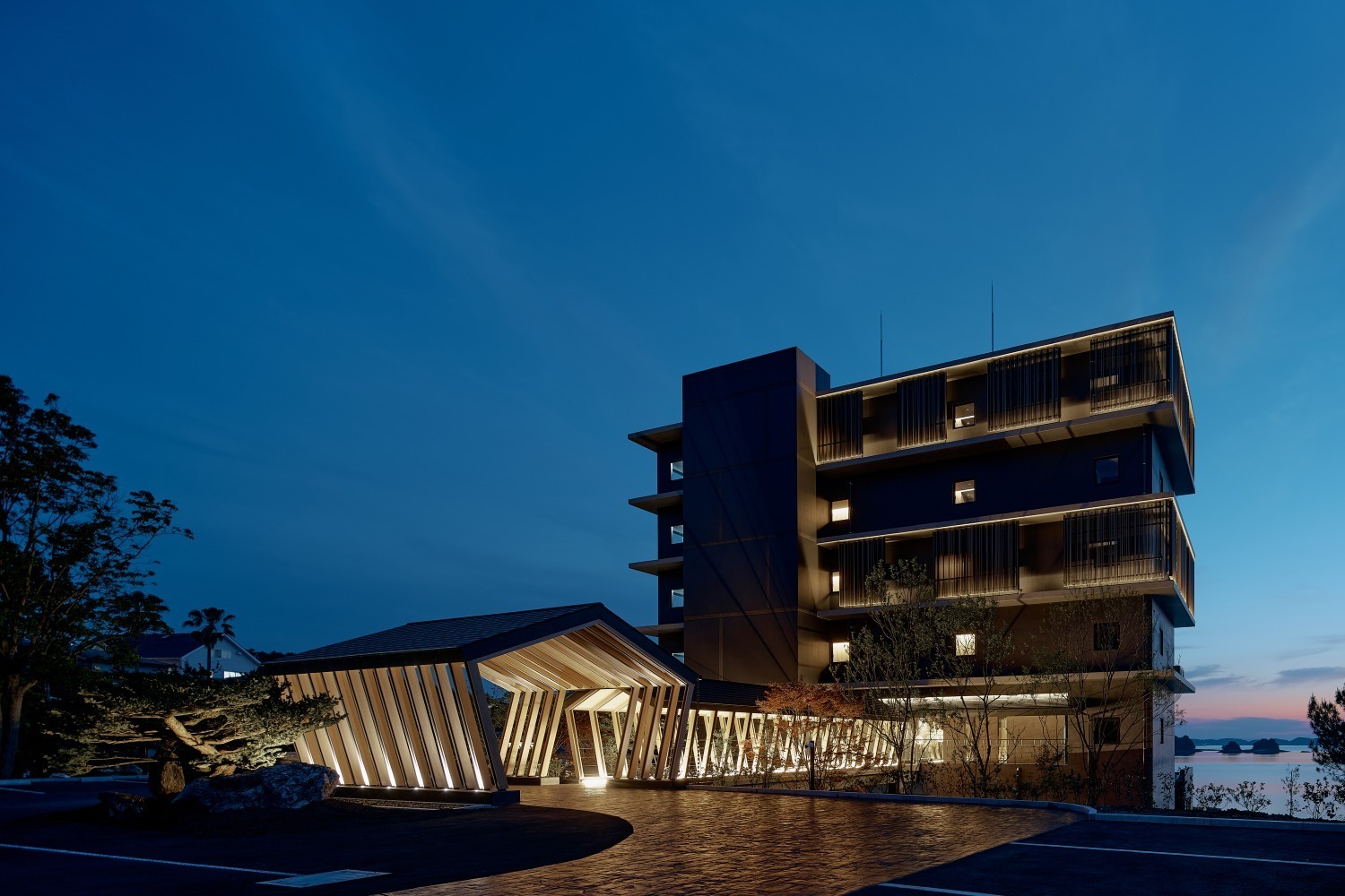 熊本・天草にラグジュアリーホテル「天ノ寂」誕生、“海を望む”全室温泉付きスイート＆海の幸を堪能