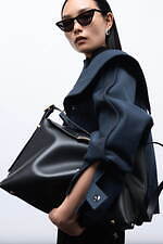 3.1 フィリップ リム 2024年リゾートコレクション、NYで生き抜くお洒落なギャラリスト｜写真12