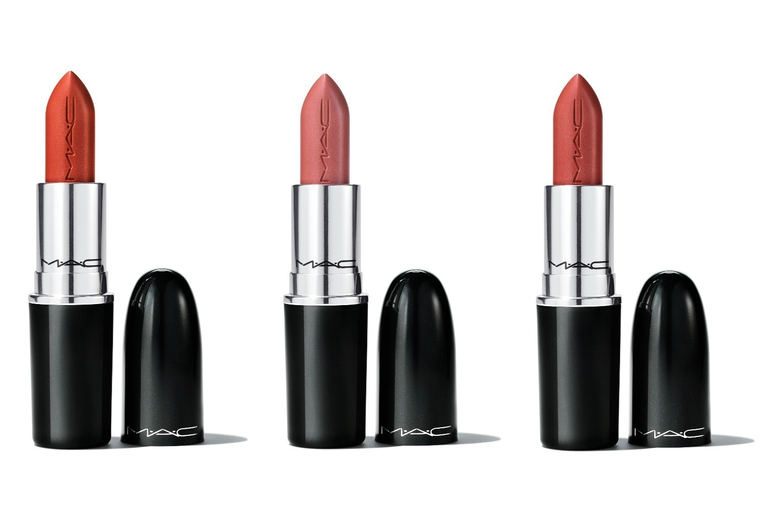 M·A·C23年秋コスメ、人気の「ラスターガラス リップスティック」ヌーディカラーやテラコッタの新色