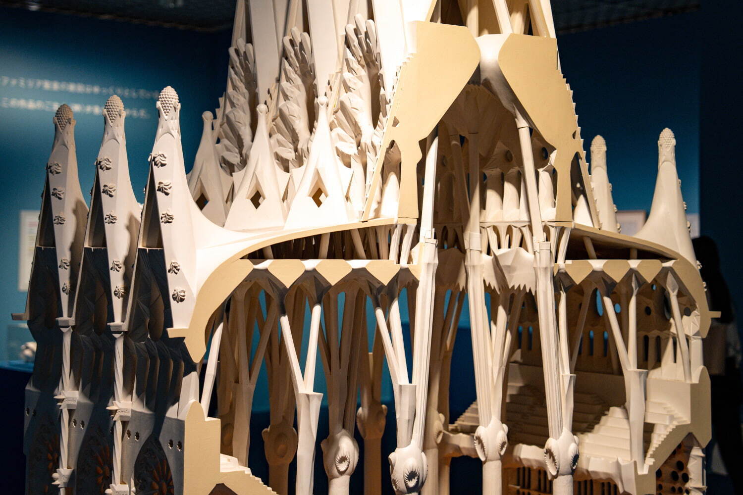 《サグラダ・ファミリア聖堂 身廊部模型》(部分)
2001-02年 西武文理大学