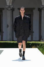 ヴァレンティノ 2024年春夏メンズコレクション - 語りの複数性｜写真55