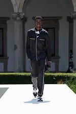 ヴァレンティノ 2024年春夏メンズコレクション - 語りの複数性｜写真72