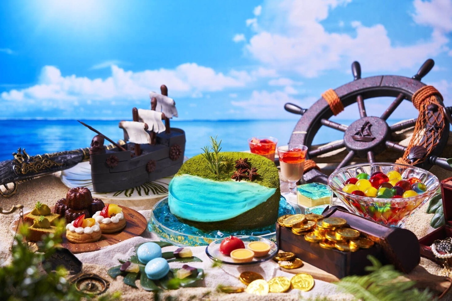 ステーキ｜アートホテル大阪ベイタワーで海賊テーマのスイーツビュッフェ、“海賊船や宝箱”着想チョコケーキなど