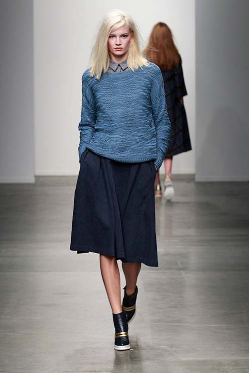 カレンウォーカー(KAREN WALKER) 2014-15年秋冬ウィメンズコレクション  - 写真5