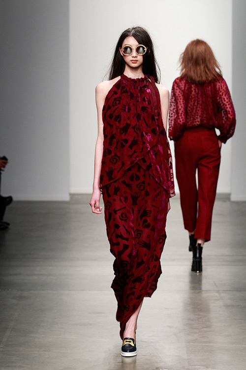 カレンウォーカー(KAREN WALKER) 2014-15年秋冬ウィメンズコレクション  - 写真29