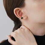 ルジアダ“海の輝き”着想の新作ジュエリー、煌めくアメシストやトパーズのピアス＆リングなど｜写真20