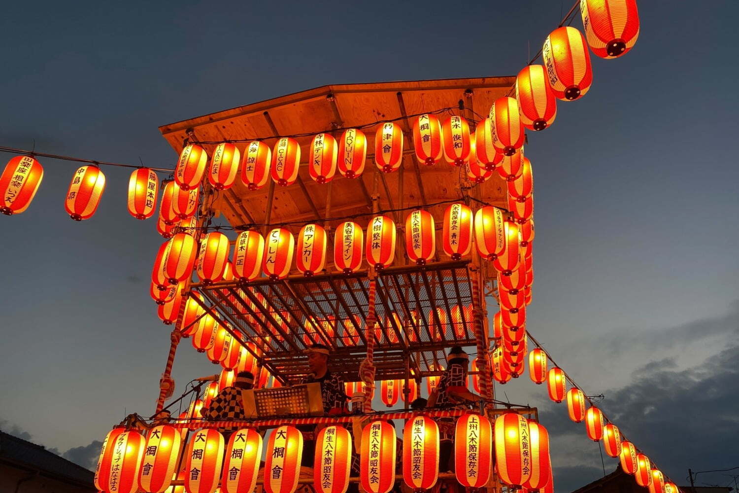 ミシュラン｜音楽と食の祭典「サムライズ フェスティバル」“予約困難店”のフェス飯＆sumikaらの豪華ステージ