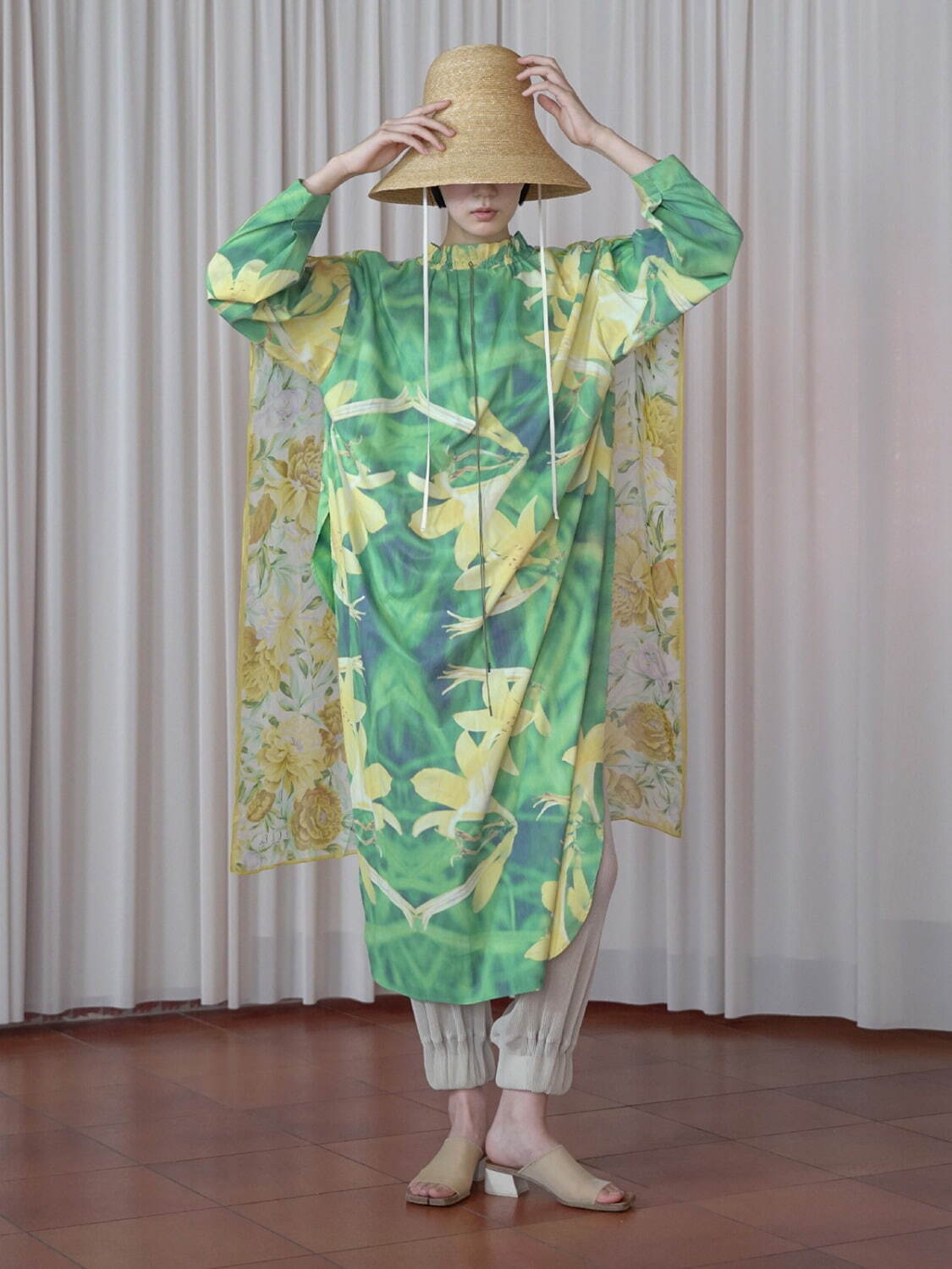 イェンスイェンセン 2023年春夏｜female ドレス