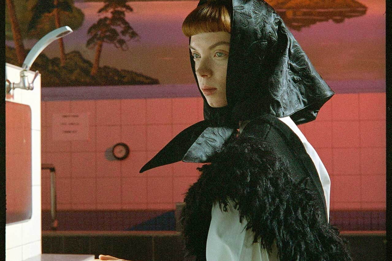 LEINWÄNDE 2021-22AW Collection