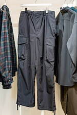 ユニクロ ユー23年秋冬ウィメンズ新作、“こっくり深みカラー”のアウターやジャージーセットアップ｜写真86