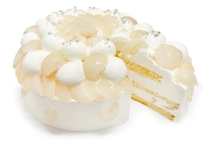 カフェコムサの真っ白な「生ライチショートケーキ」“ジューシー果肉”国産生ライチをたっぷりオン