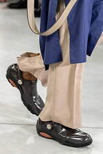 フェンディ 2024年春夏メンズコレクション、職人たちの手仕事にオマージュを捧げて｜写真54