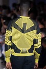 ニール バレット 2024年春夏メンズコレクション - ミニマル・スタイルの原点へ｜写真45