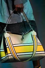 エトロ 2024年春夏メンズコレクション - 太陽、エキゾティックの眩暈｜写真29