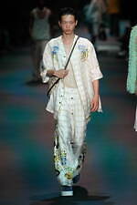 エトロ 2024年春夏メンズコレクション - 太陽、エキゾティックの眩暈｜写真63