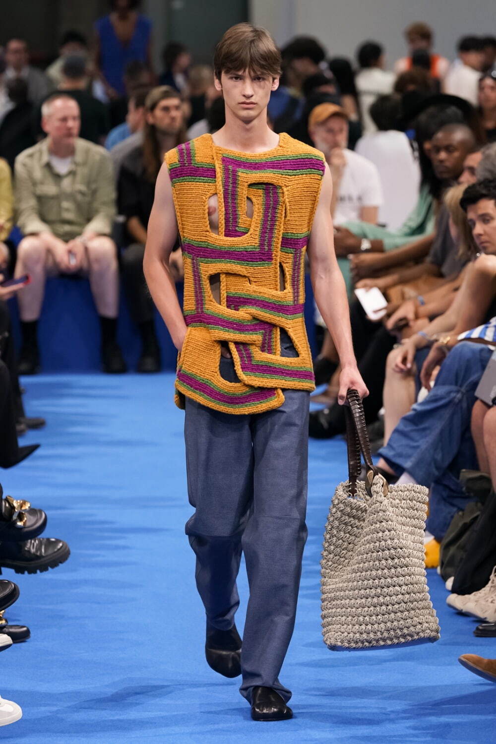 ジェイ ダブリュー アンダーソン(JW Anderson) 2024年春夏ウィメンズ&メンズコレクション  - 写真35