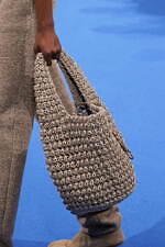 JW アンダーソン 2024年春夏コレクション - トライアル・アンド・エラー｜写真79