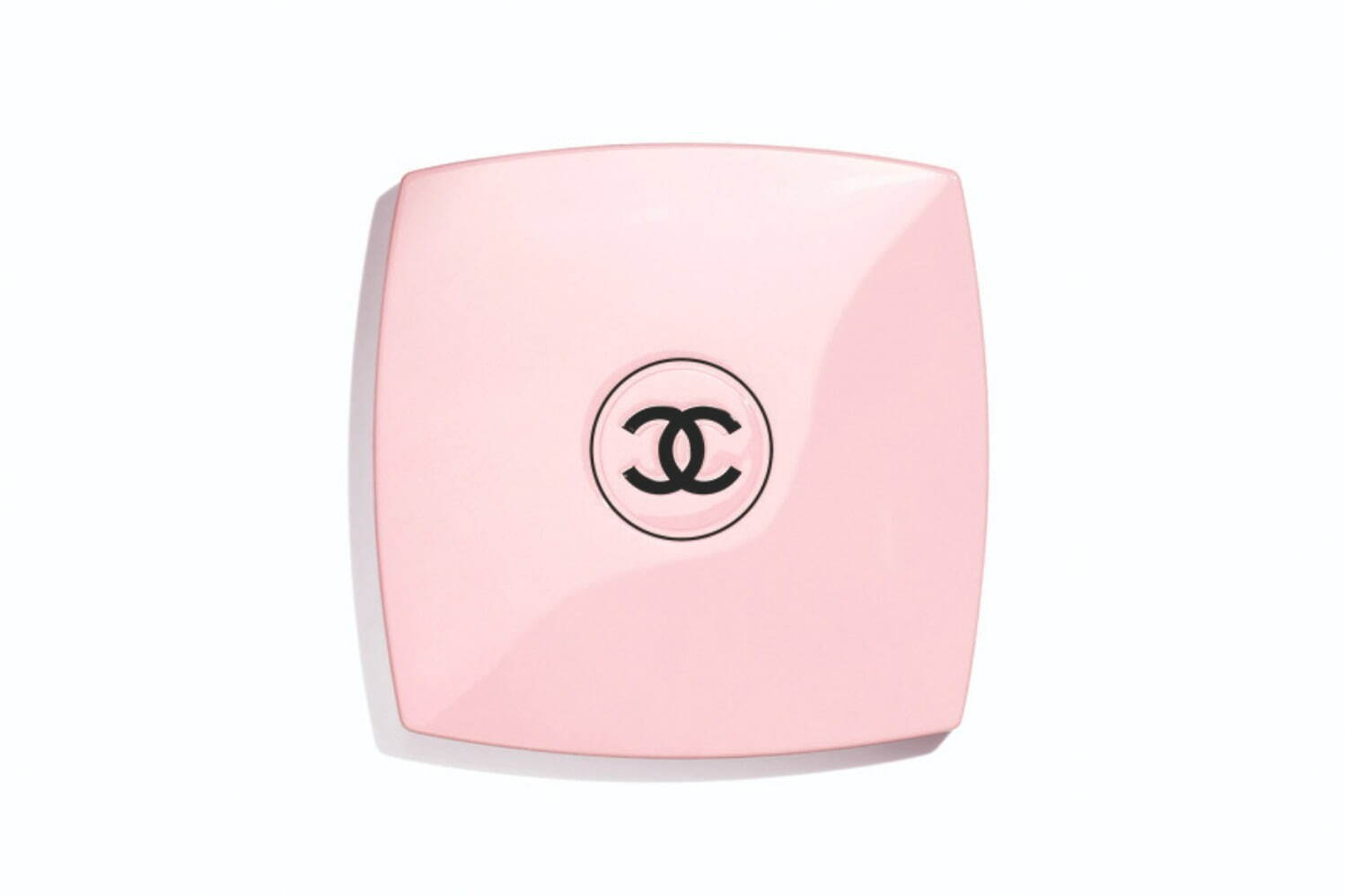 CHANEL 限定ミラー　パープル　カラーコード135