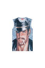 ディーゼル×トム・オブ・フィンランド、アートプリントのTシャツ＆デニムパンツなど｜写真11