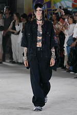 キディル 2024年春夏コレクション - “魅惑”のうちに生きる──異端児の肖像？｜写真14