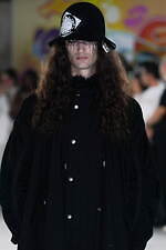 キディル 2024年春夏コレクション - “魅惑”のうちに生きる──異端児の肖像？｜写真19