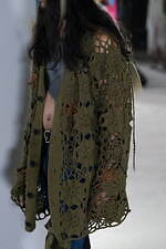 キディル 2024年春夏コレクション - “魅惑”のうちに生きる──異端児の肖像？｜写真39