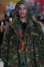 キディル 2024年春夏コレクション - “魅惑”のうちに生きる──異端児の肖像？｜写真41