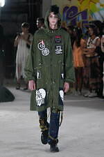 キディル 2024年春夏コレクション - “魅惑”のうちに生きる──異端児の肖像？｜写真44