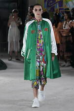 キディル 2024年春夏コレクション - “魅惑”のうちに生きる──異端児の肖像？｜写真53