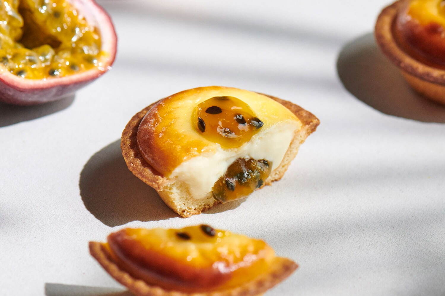 チーズ｜焼きたてチーズタルト専門店「ベイク チーズタルト」パッションフルーツ＆マンゴーの夏限定タルト