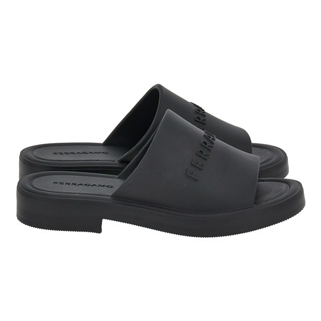 新品 フェラガモ ブラックラバーサンダル 中古・古着通販】Salvatore Ferragamo (サルヴァトーレ