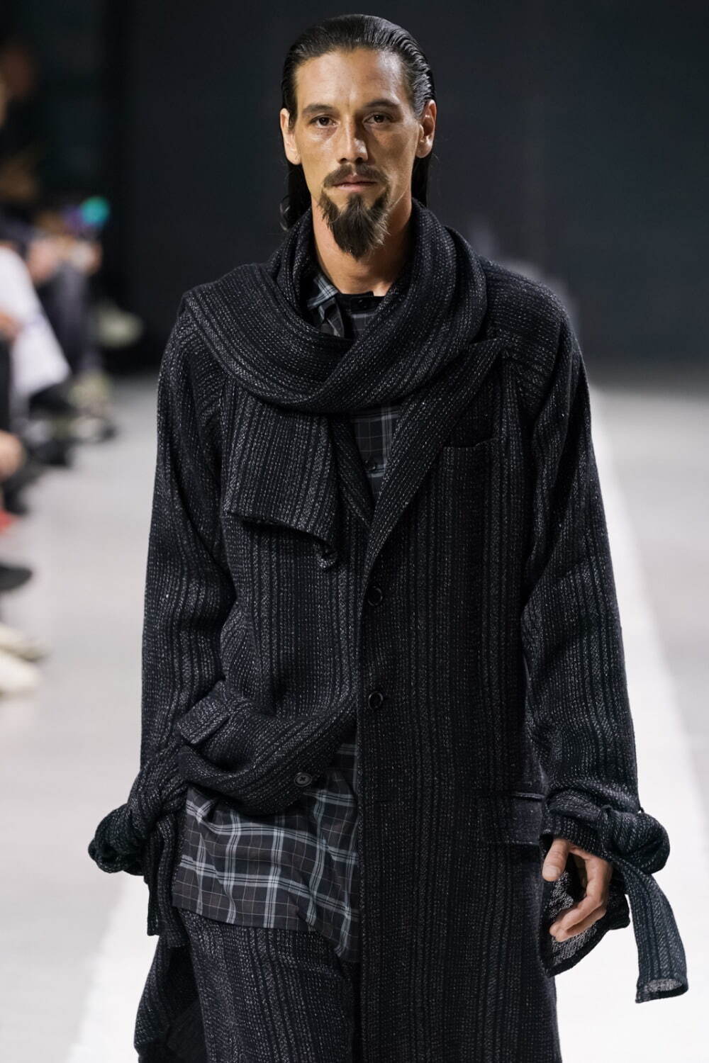 ヨウジヤマモト(Yohji Yamamoto) 2024年春夏メンズコレクション