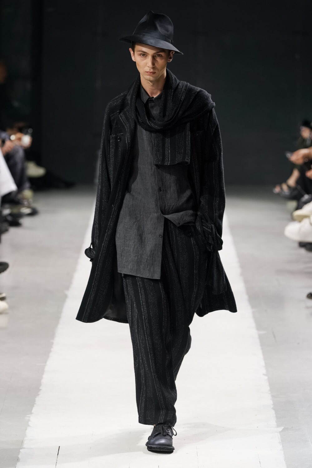 ヨウジヤマモト(Yohji Yamamoto) 2024年春夏メンズコレクション  - 写真5