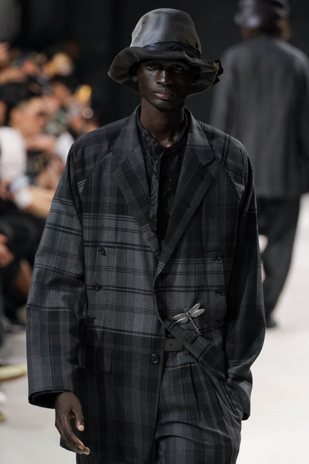 ヨウジヤマモト(Yohji Yamamoto) 2024年春夏メンズコレクション  - 写真12