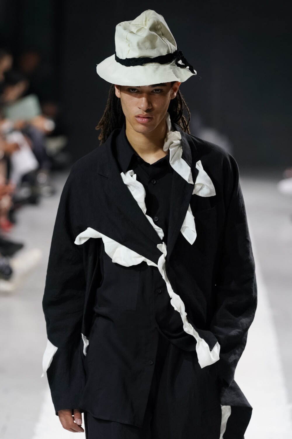 ヨウジヤマモト(Yohji Yamamoto) 2024年春夏メンズコレクション  - 写真74