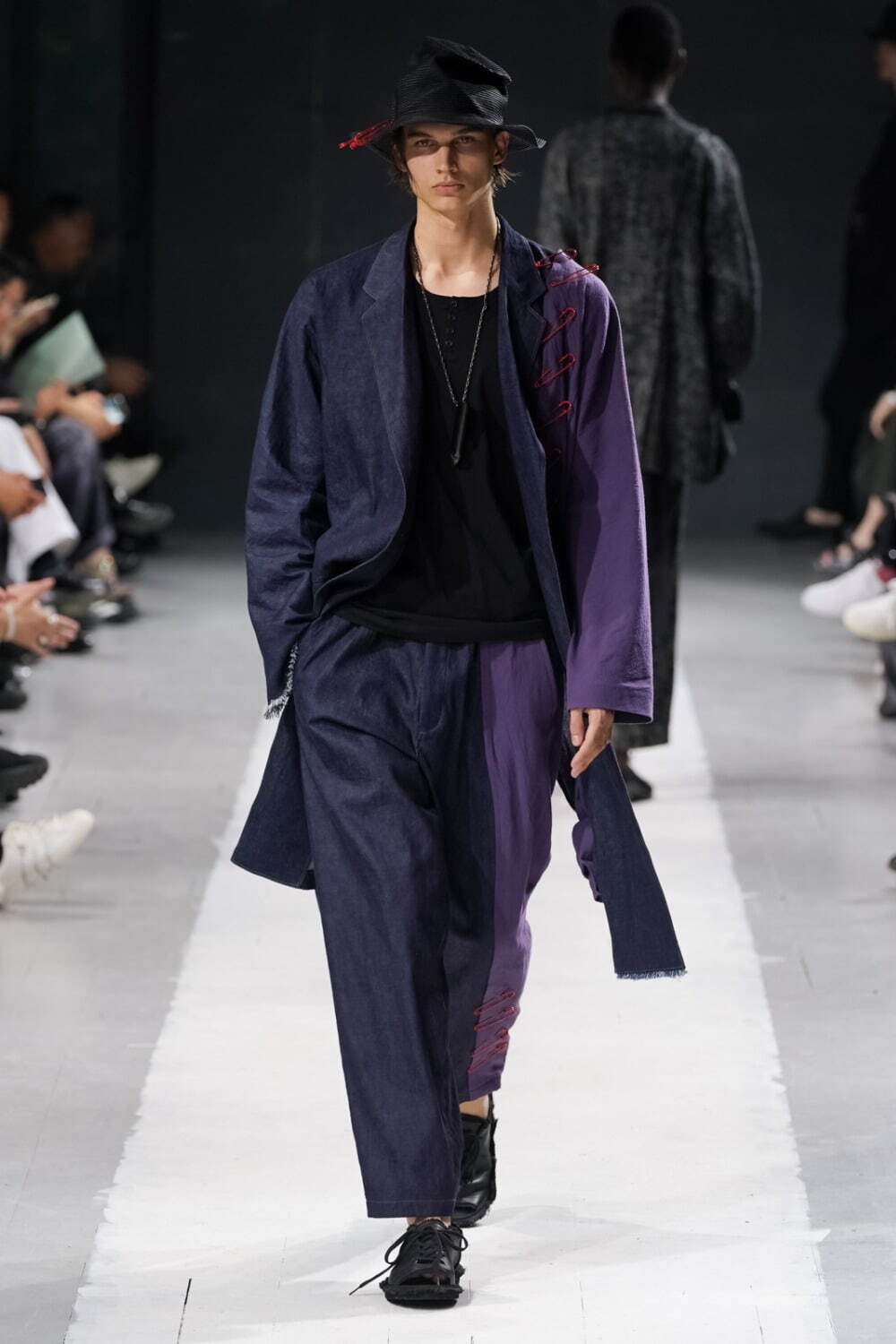 ヨウジヤマモト(Yohji Yamamoto) 2024年春夏メンズコレクション シルエット - 写真33