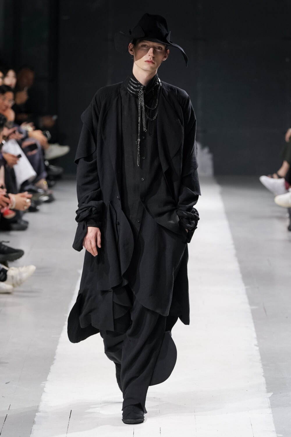 ヨウジヤマモト(Yohji Yamamoto) 2024年春夏メンズコレクション シルエット - 写真37