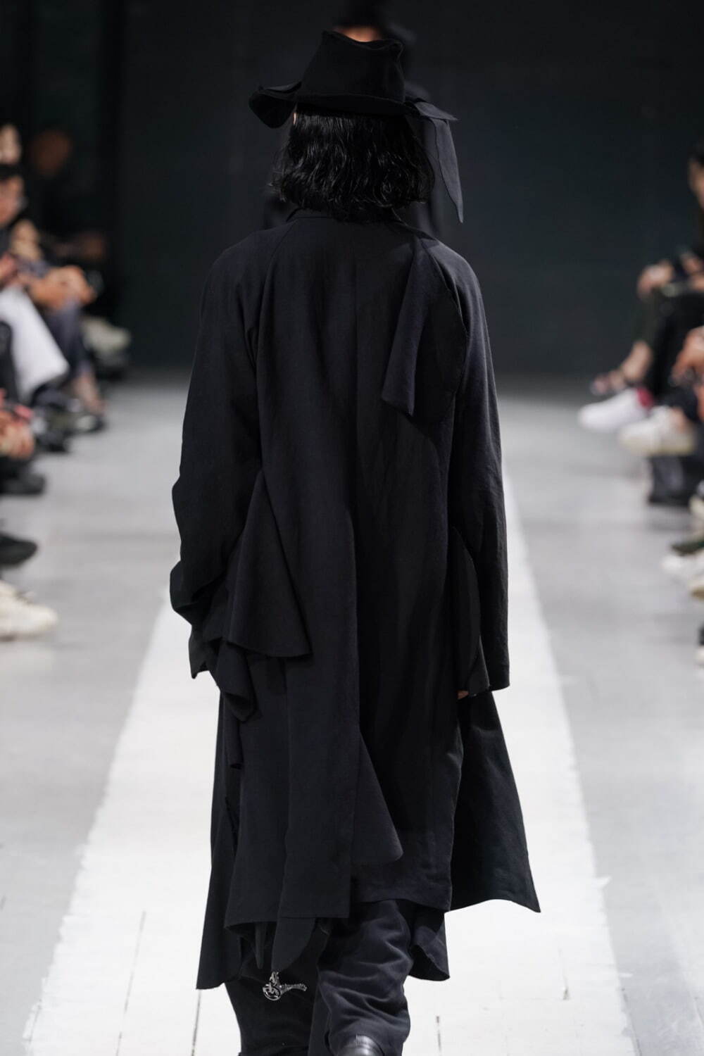 ヨウジヤマモト(Yohji Yamamoto) 2024年春夏メンズコレクション  - 写真101