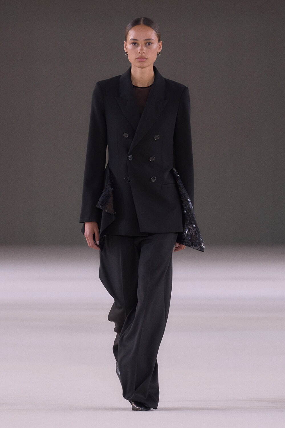 アミ パリス(Ami Paris) 2024年春夏ウィメンズ&メンズコレクション  - 写真52