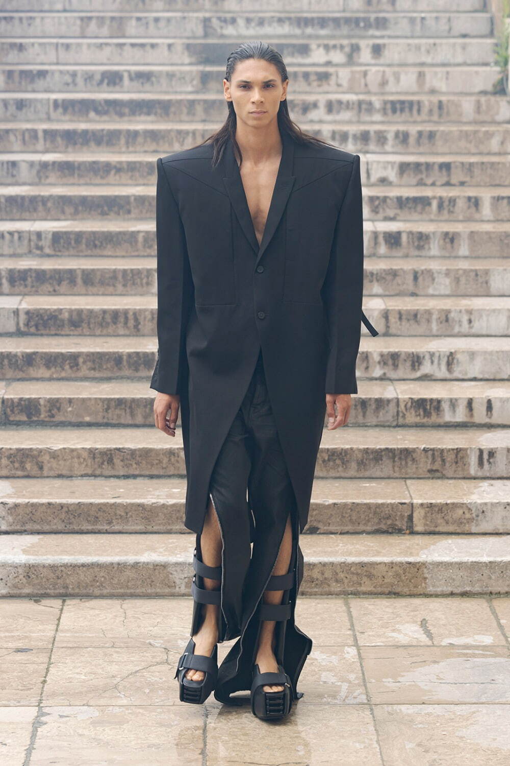 リック・オウエンス(Rick Owens) 2024年春夏メンズコレクション  - 写真30