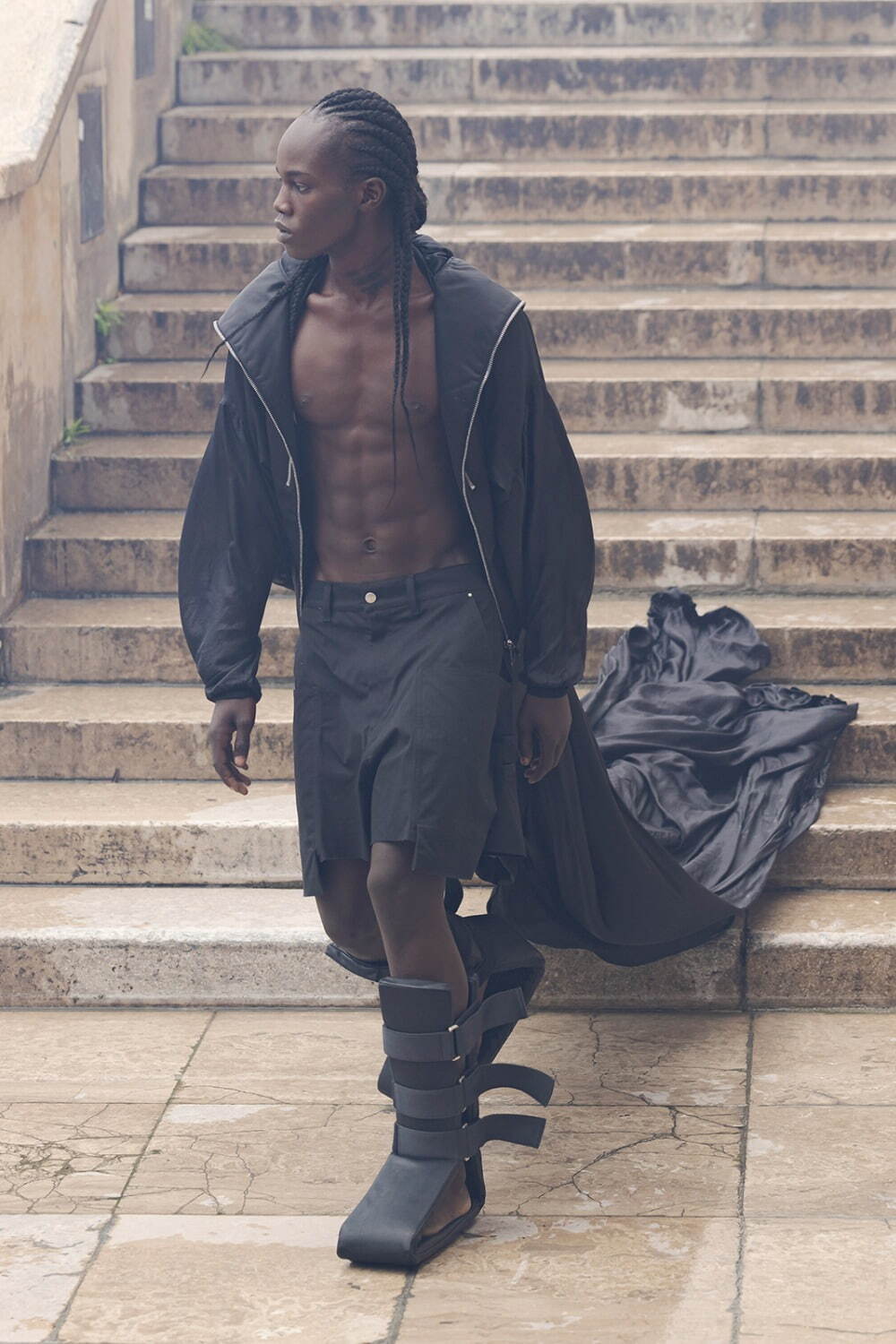 リック・オウエンス(Rick Owens) 2024年春夏メンズコレクション  - 写真40