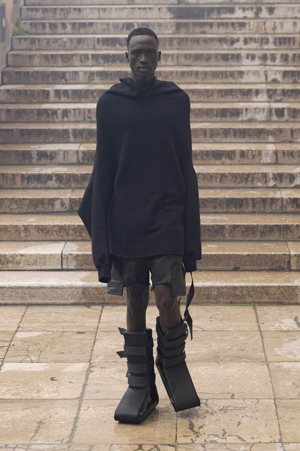 リック・オウエンス(Rick Owens) 2024年春夏メンズコレクション  - 写真46