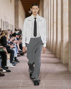 ジバンシィ 2024年初夏メンズコレクション - 崩されゆく制服｜写真7