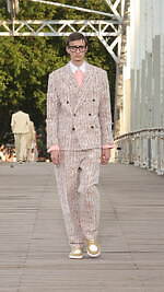 ケンゾー 2024年春夏コレクション - 橋の上に交わる東洋と西洋｜写真20