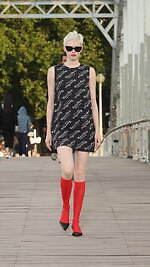 ケンゾー 2024年春夏コレクション - 橋の上に交わる東洋と西洋｜写真54