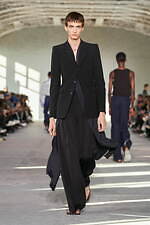 ドリス ヴァン ノッテン 2024年春夏メンズコレクション - 流麗なエレガンス、繊細な官能性｜写真59