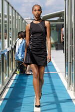 コシェ 2024年春夏コレクション - ストリートとクチュールを繋ぐ架け橋、繊細さと脆弱性の共存｜写真8