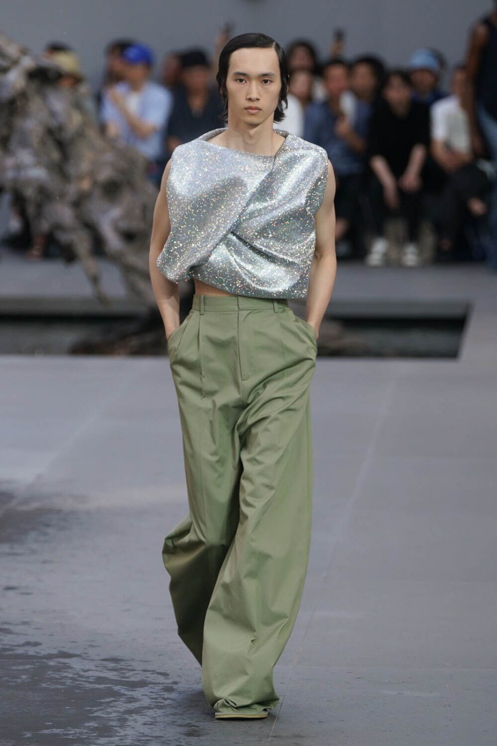 ロエベ(LOEWE) 2024年春夏メンズコレクション - ファッションプレス