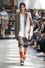 カラー 2024年春夏コレクション - 春の嵐｜写真16