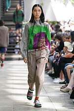 カラー 2024年春夏コレクション - 春の嵐｜写真25